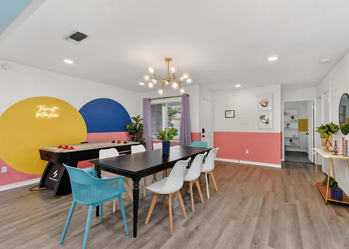 Modern Nrh Retreat Pool Bbq & Sleeps 10 * Fort Worth